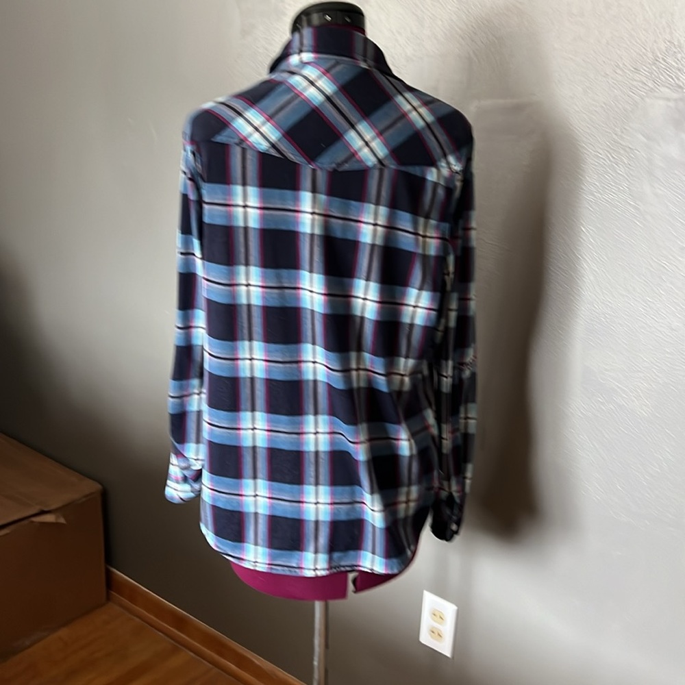 Button Down Snap. County Looking Blouse Size Xl - image 4